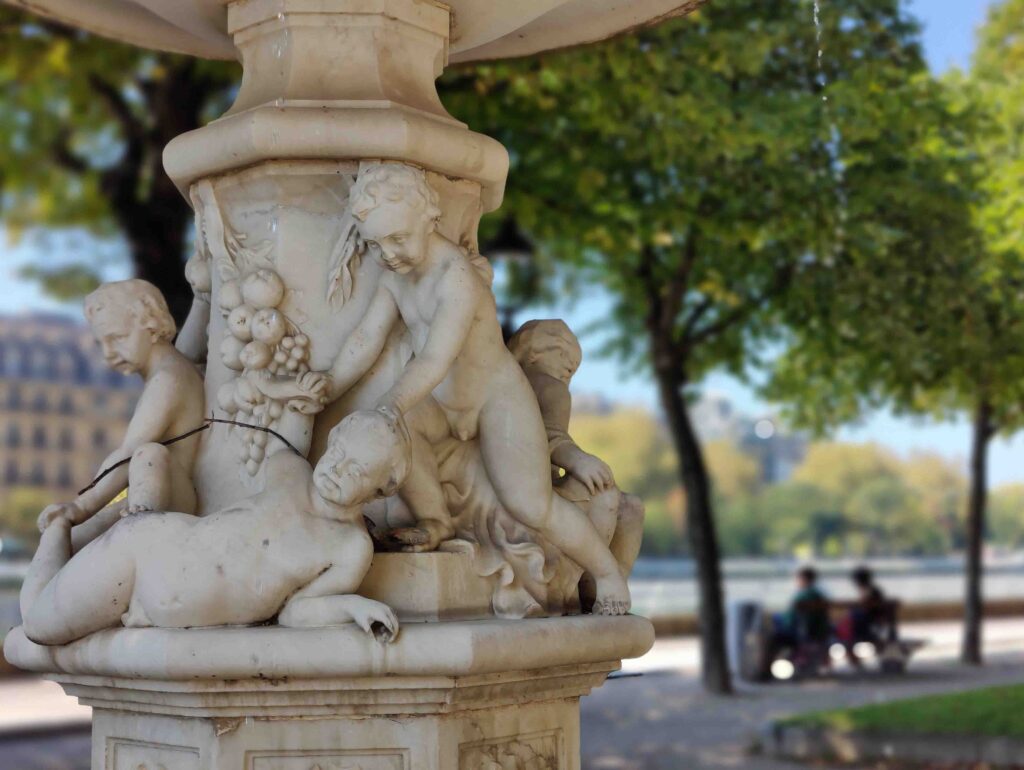 פריז הקטנה בסן סבסטיאן